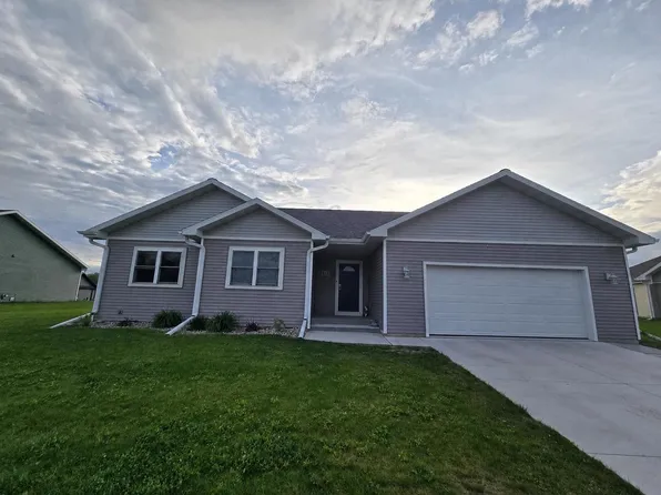 521 Roosevelt Street, Baraboo, WI 53913