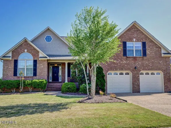 66 Moorehead Ct, Hampstead, NC 28443