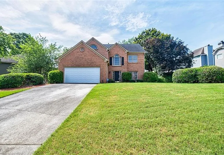 715 Ullswater Cv — Photo 1