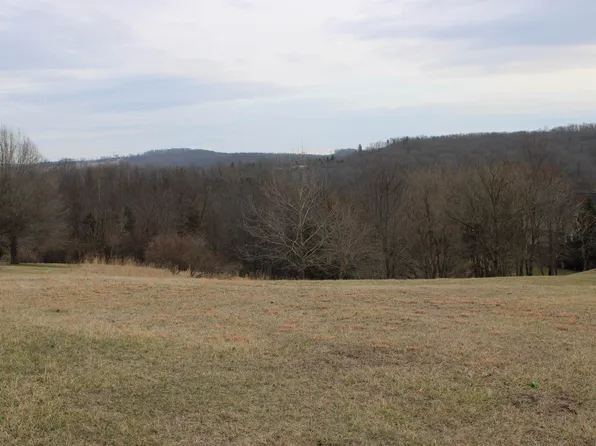 107 Vista Rdg, Radford, VA 24141