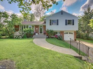 5 Lower Hilltop Rd, Yardley, PA 19067