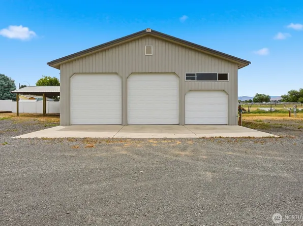 4101 Ahtanum, Yakima, WA 98903