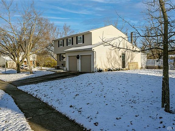3rd image of 644 Decker Dr