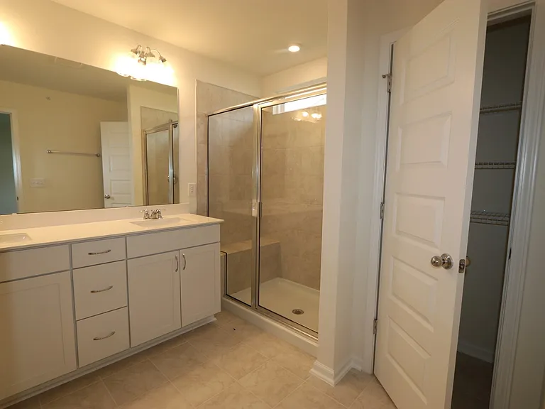 1012 Yatesbury Pl — Photo 3