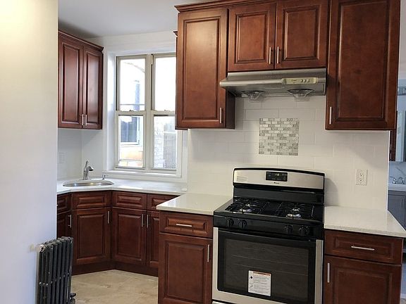 3rd image of 4731 37th St APT 3A