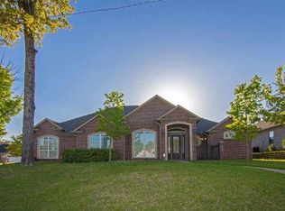 409 Ithaca Dr, Longview, TX 75604