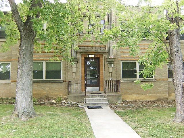 1st image of 5909 Oakwood Ave APT 3