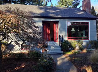 3015 SW Hume St, Portland, OR 97219