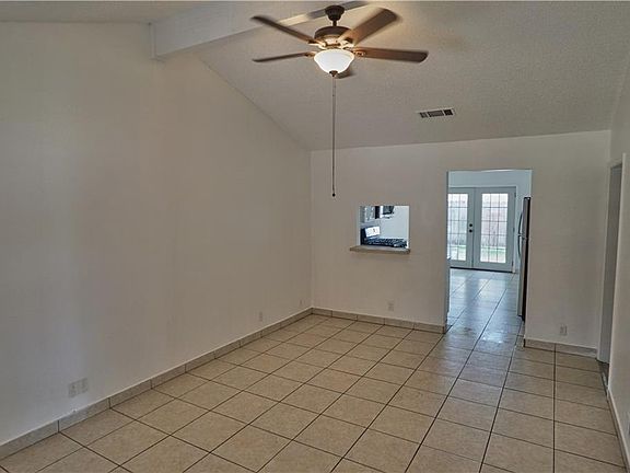 2nd image of 1307 Westcott Dr #B