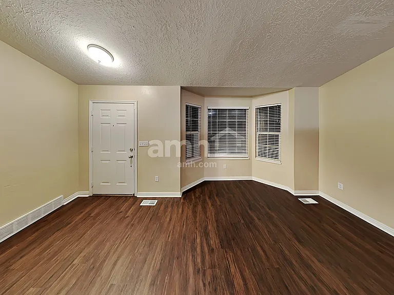 459 N 990 E — Photo 7