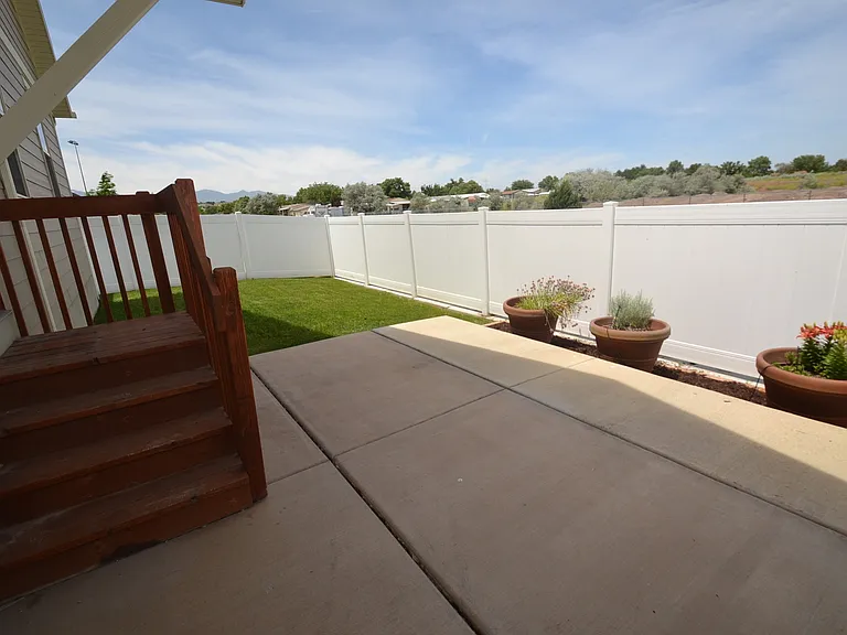 938 W Rebecca View Dr — Photo 23