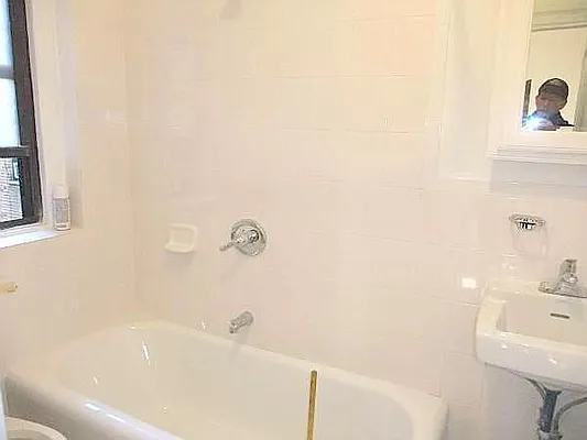 Rented by Manhattan Spaces | media 12