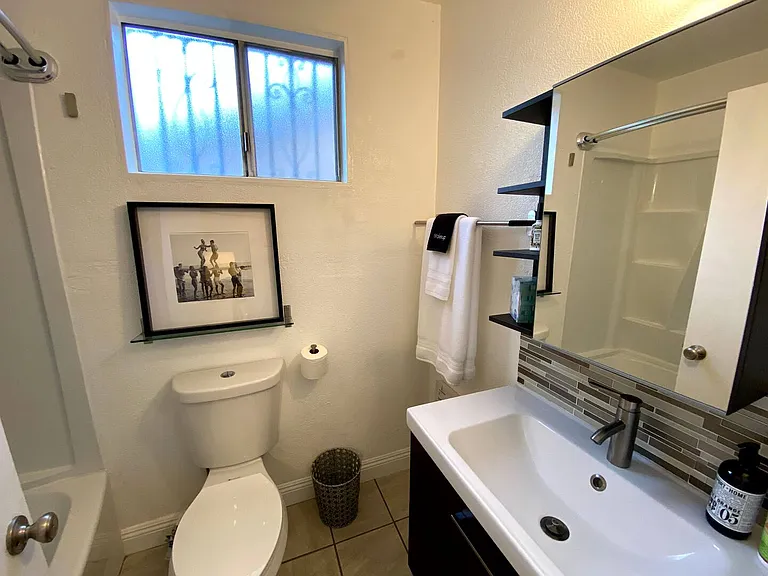12118 Ramona Ave #E — Photo 11