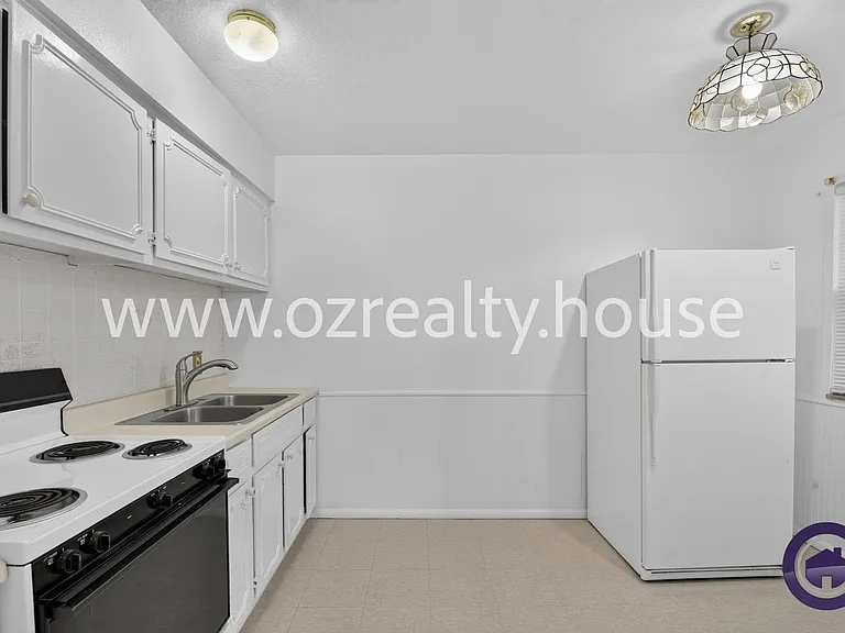 1914 Upton Ave #1 — Photo 6