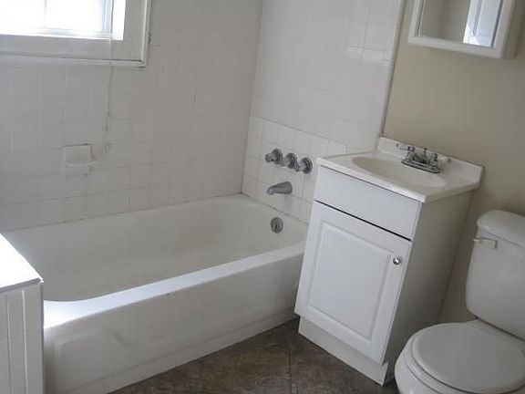 5th image of 5614 Camp St