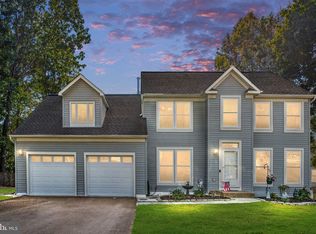 5020 Queensbury Cir, Fredericksburg, VA 22408