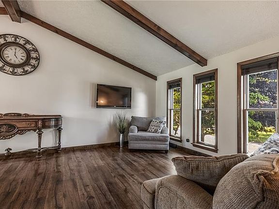 5th image of 3502 Sunnyvale Dr
