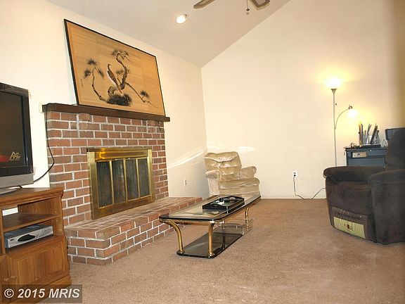 5th image of 242 Moreau Ct