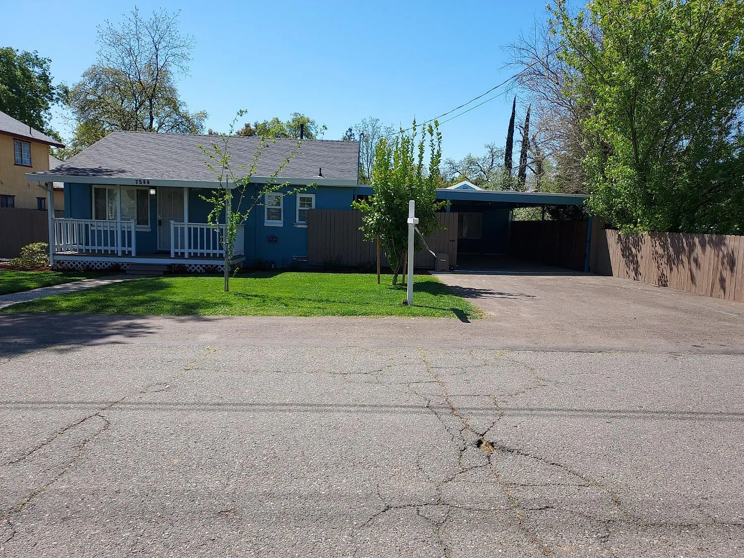 7544 Linden Ave photo 1