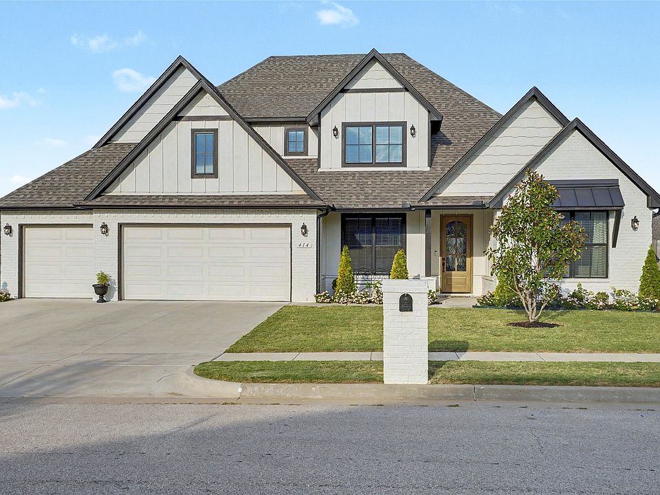 1st image of 414 N 84th Pl