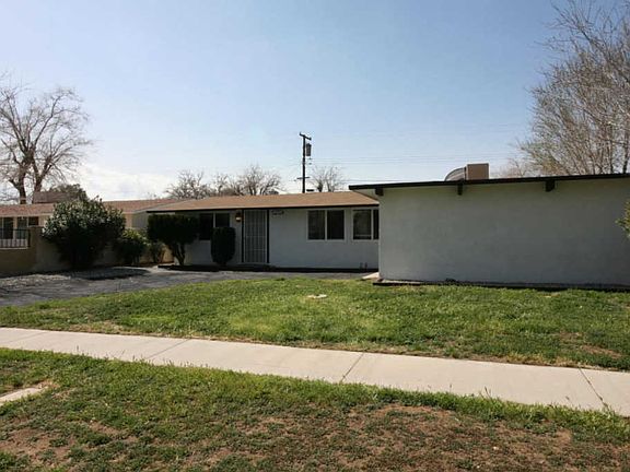 2nd image of 45433 Gadsden Ave