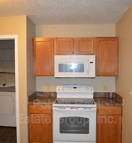 12830 Freedom Dr — Photo 8