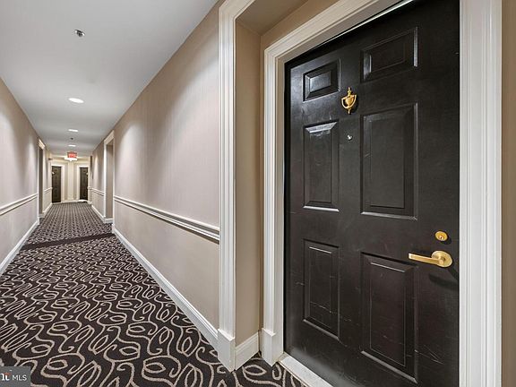 2nd image of 1625 International Dr Unit 314