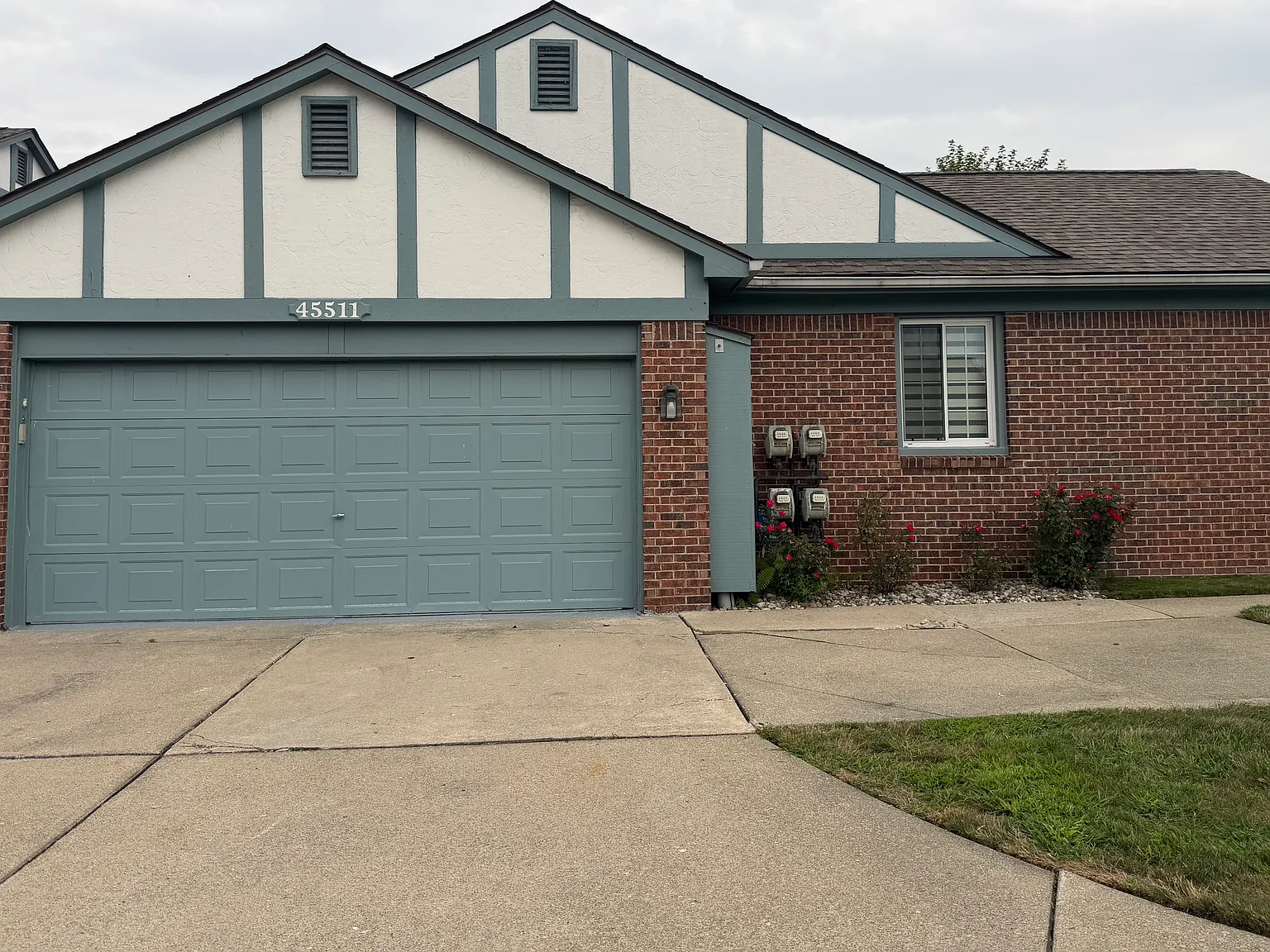 2 bed, 1440 sqft, $2,000 — Photo 1