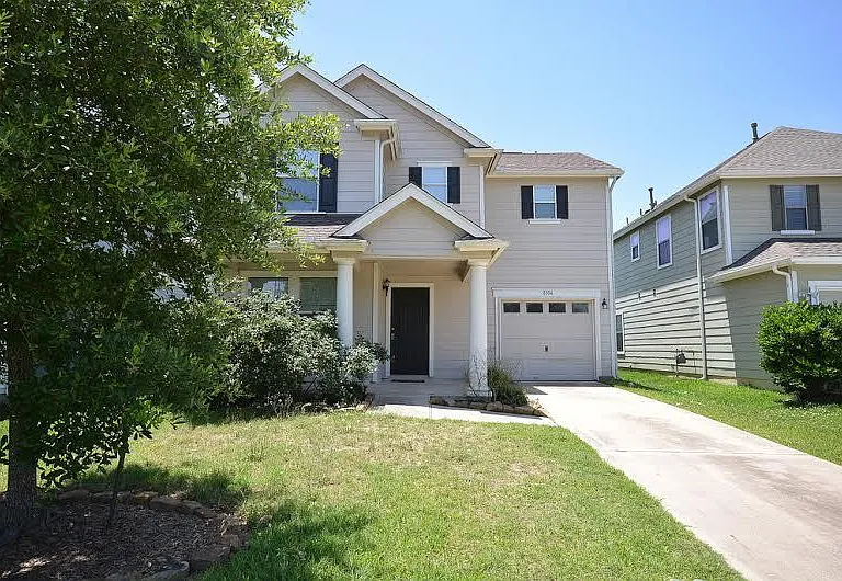 8106 Arrington Forest Ln — Photo 1