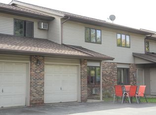 892 Hemlock Dr, Verona, WI 53593
