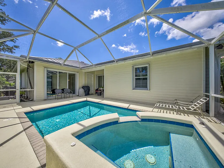 3346 Josephine St — Photo 34
