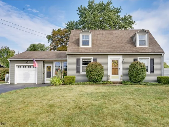944 Jones Dr, Salem, OH 44460