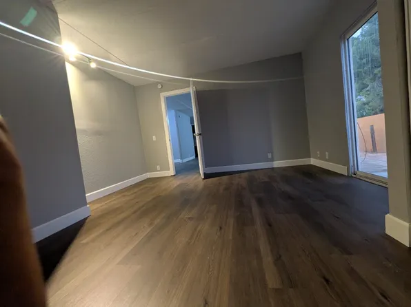 4859 Vista Flora Way, Las Vegas, NV 89121