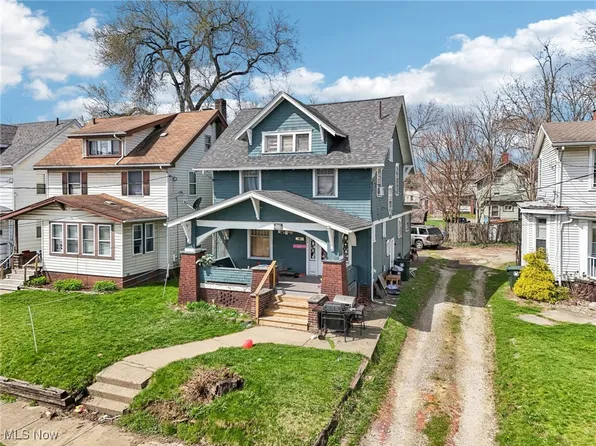 531 Clarendon Ave NW, Canton, OH 44708