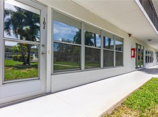 3100 Hartford St N APT 102, Saint Petersburg, FL 33713