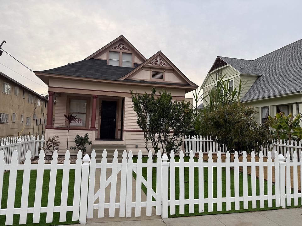 1st image of 625 Cedar Ave