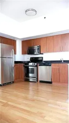 Rented by New York Residence | media 76