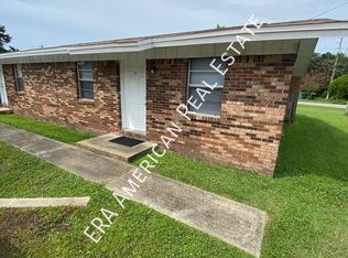 74 2nd Ave APT 1, Shalimar, FL 32579