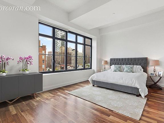 4th image of 139 Reade St Unit 10B