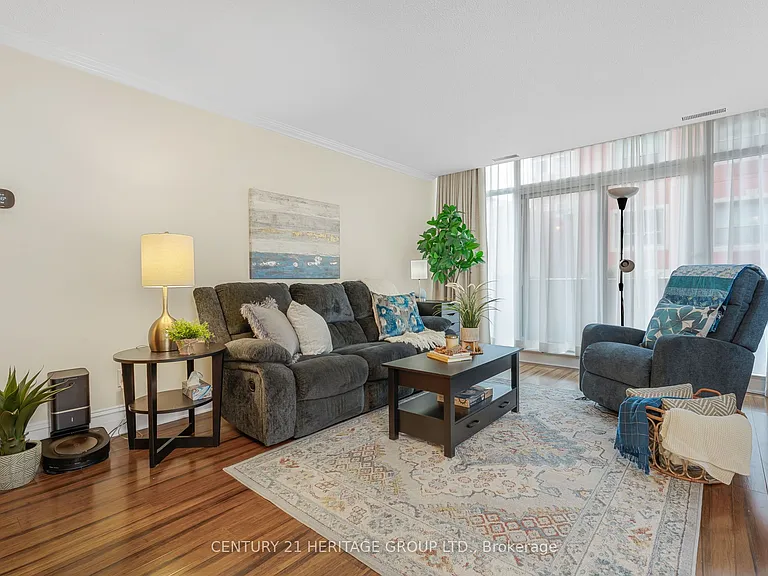 67 Caroline St S #102 — Photo 22