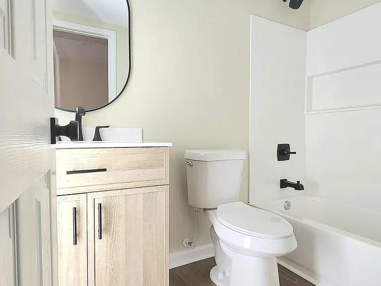11165 Wilshire Chase Dr — Photo 37