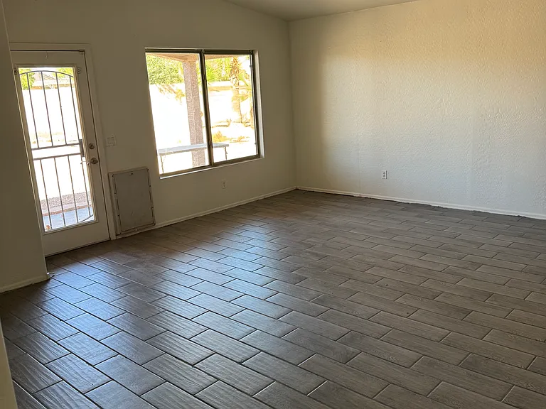 1880 E Kachina Dr — Photo 6