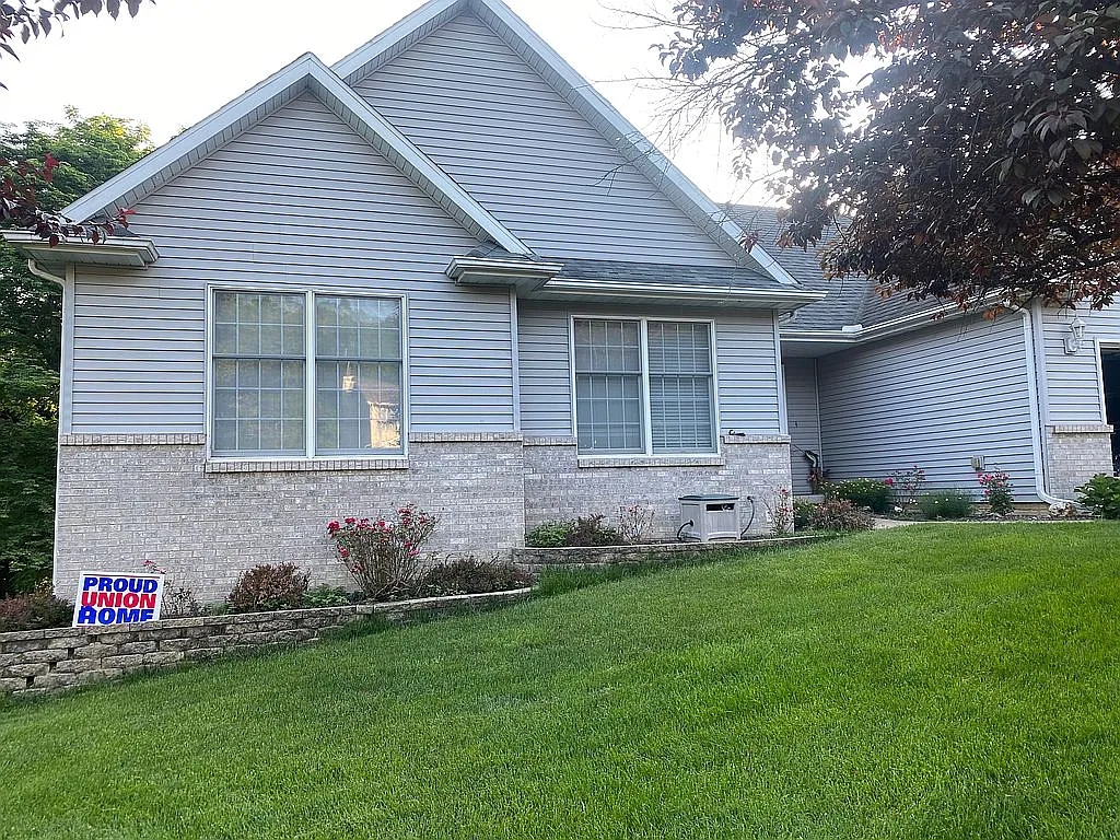 26 Greenbriar Rd photo 1