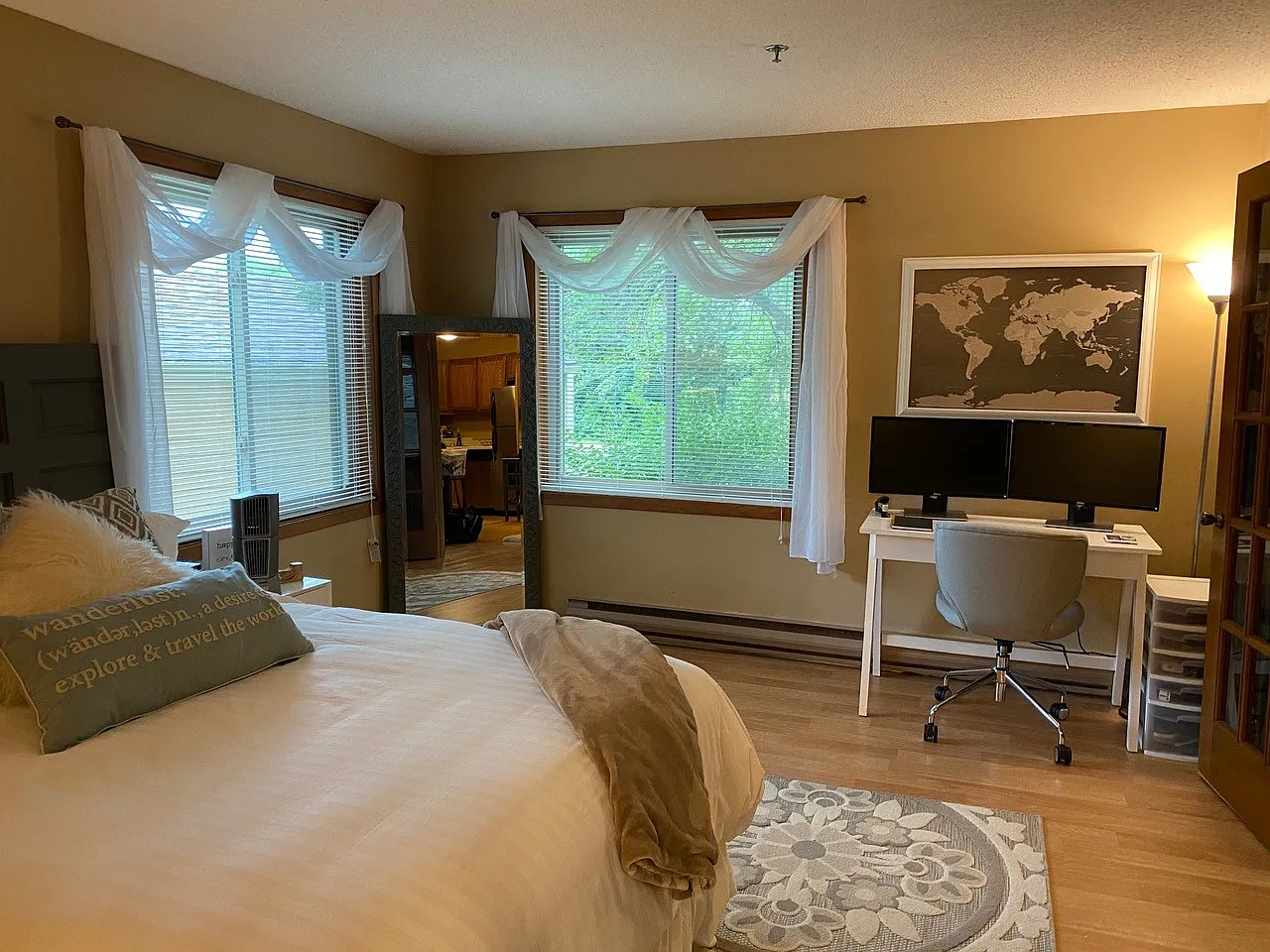 1 bed, 859 sqft, $1,550 — Photo 4