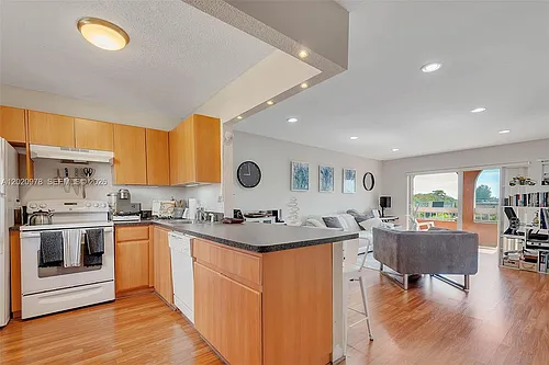 7701 Camino Real #A-416 Photo 1
