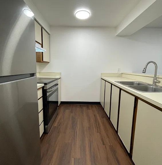 Park Place Apartments — Photo 3