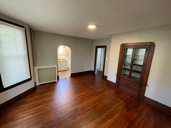 5th image of 1118 Boyd Ave Floor 1