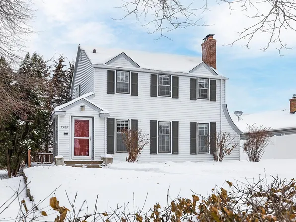 1589 Hillcrest Ave, Saint Paul, MN 55116