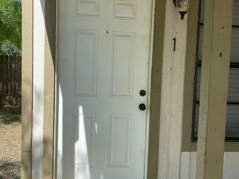 4250 Calallen Dr #1 — Photo 4