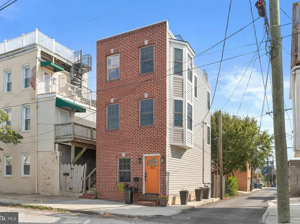 201 E Gittings St, Baltimore, MD 21230